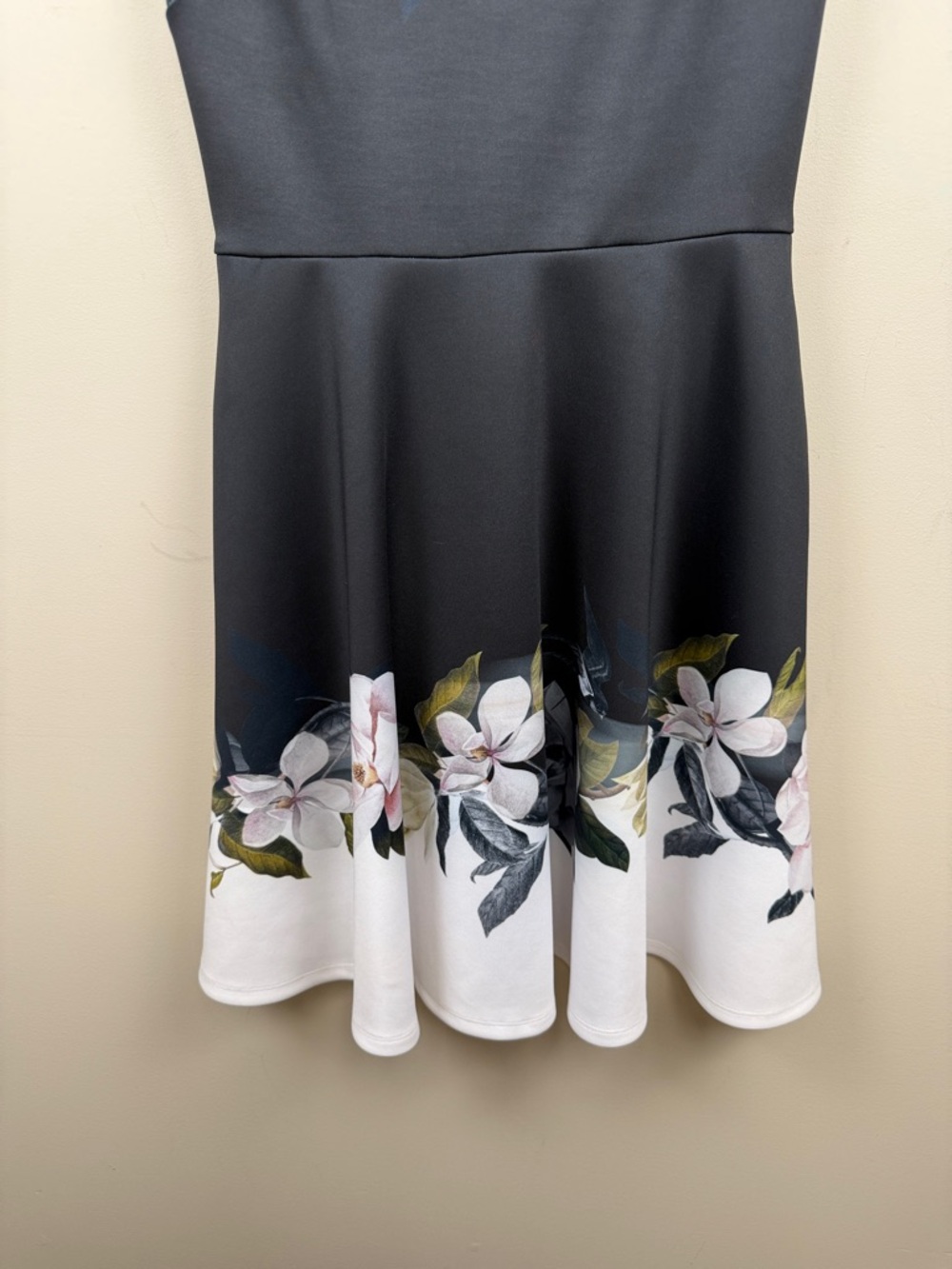 Ted baker Floral Fit & Flare Dress - Black and White xs - Picture 6 of 12